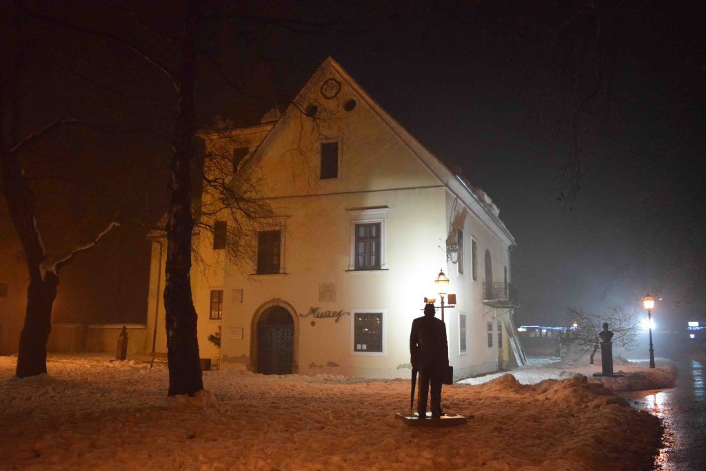 Samobor bei Nacht