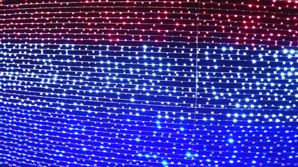 Advent in Zagreb: Lichterketten in kroatischen Nationalfarben
