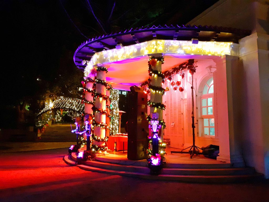 Weihnachtsmarkt am Kunstpavillon Juraj Sporer