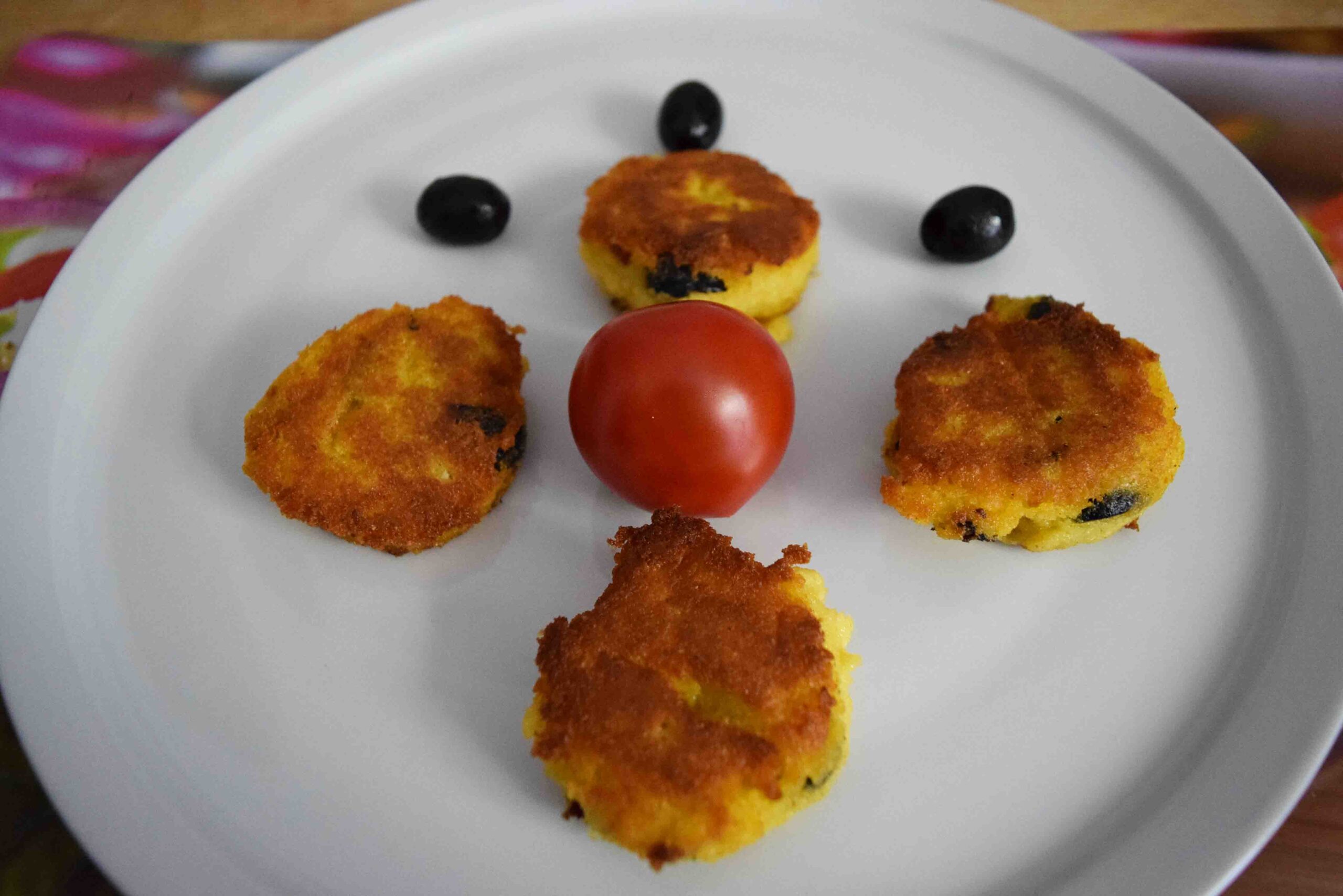 Gebratene Polenta mit Oliven